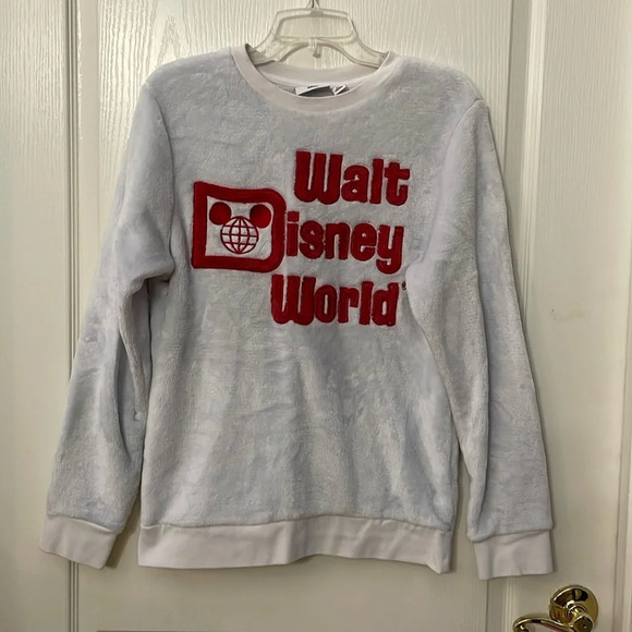 Off white Walt Disney World Pullover Very soft and warm material! Size S - Picture 1 of 5